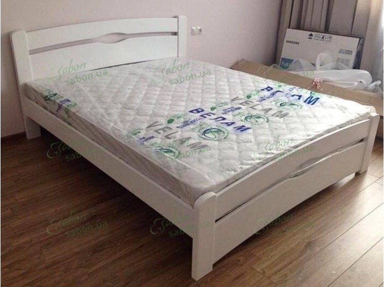 Дерев'яне ліжко Нова з узніжжям 3 